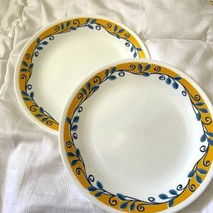 vintage Corelli plates-2-collectors item very hard to find